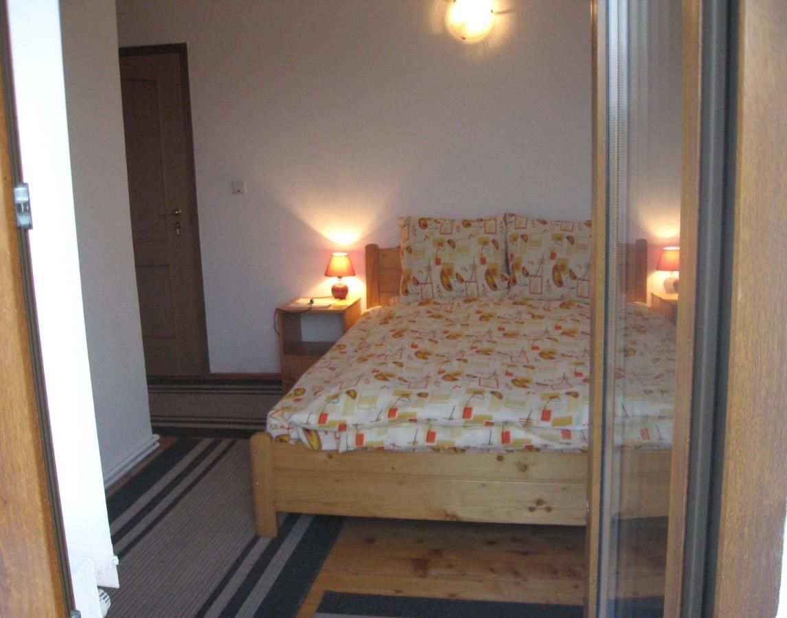 Гостевой дом Casa cu Păuni Бран-20